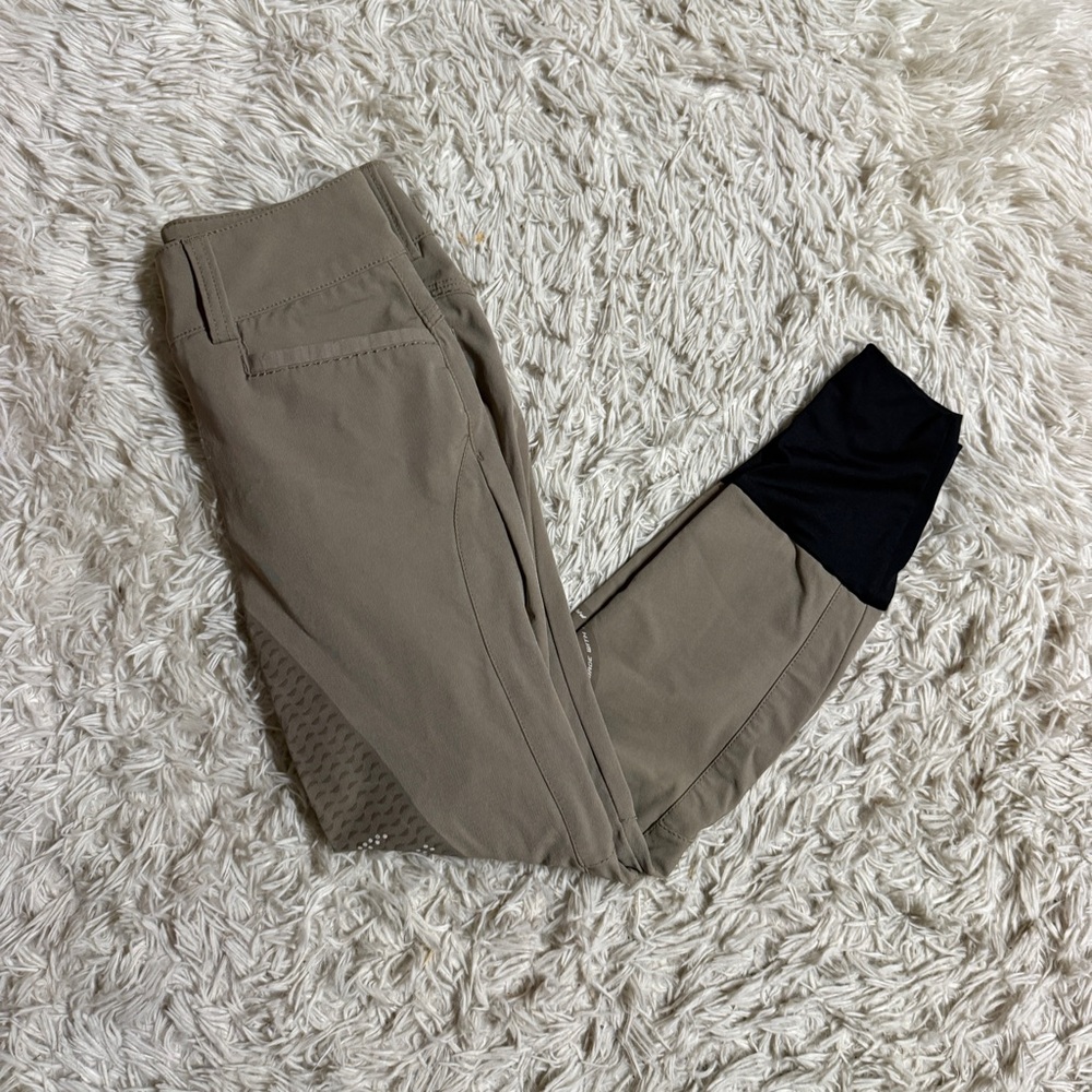 Women’s Size IT36 Tan Animo Full Seat Horseback Riding Breeches. Good Condition.